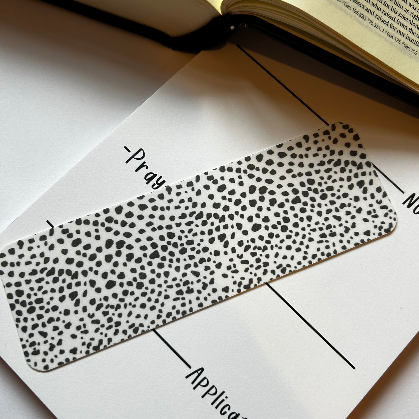 Polka dots bookmark